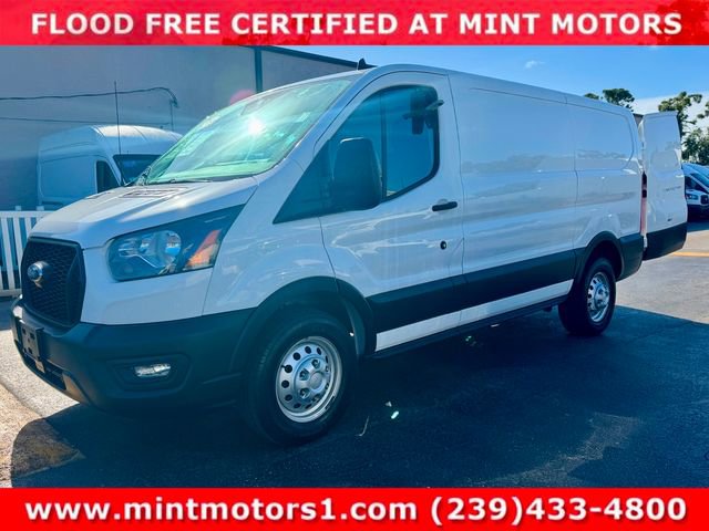 Used 2023 Ford Transit 250 Low Roof AWD image 6