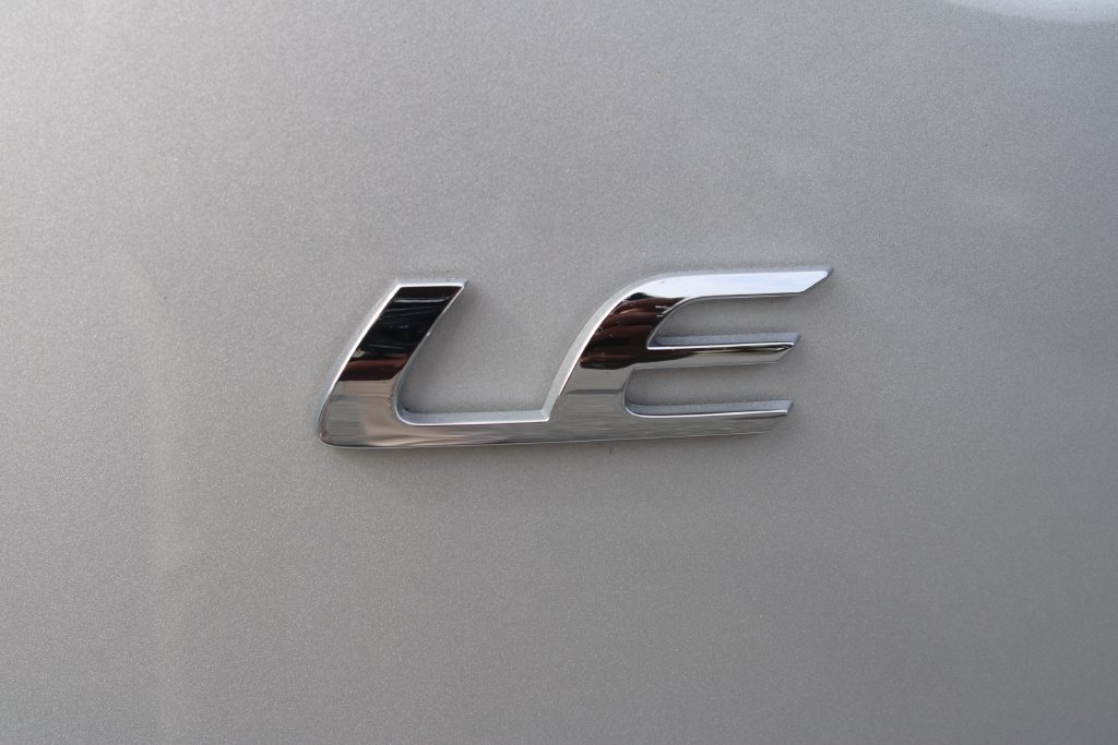 Used 2025 Toyota Corolla LE FWD image 34