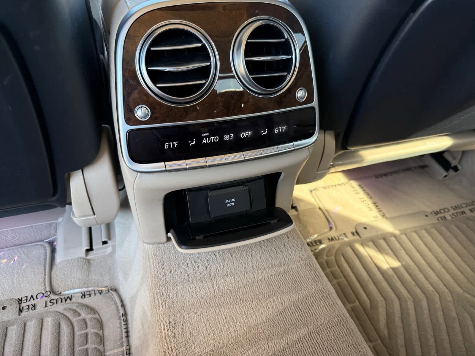 Used 2016 Mercedes-Benz S 550 4MATIC Sedan image 16