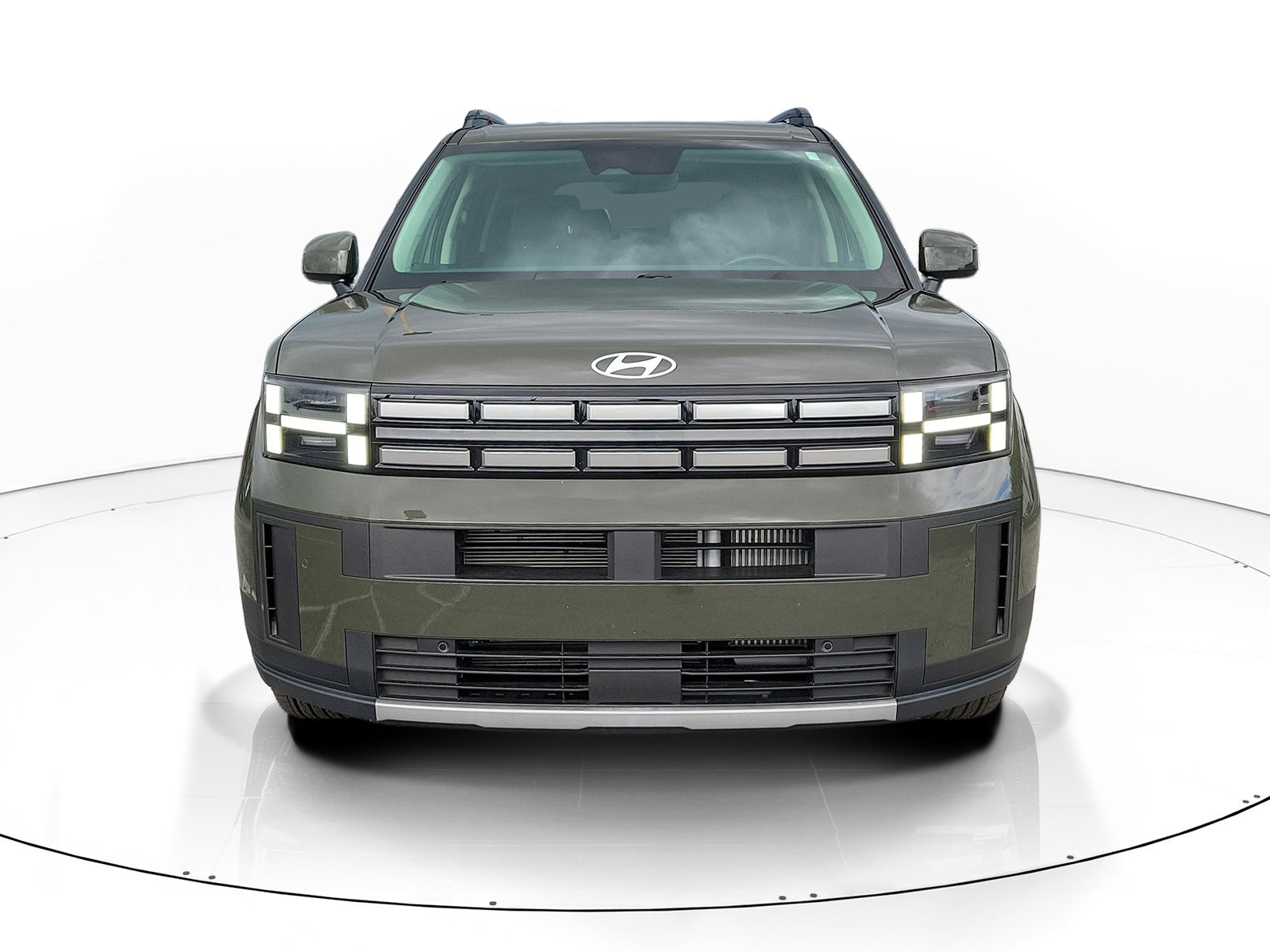 Used 2025 Hyundai Santa Fe SEL FWD image 2