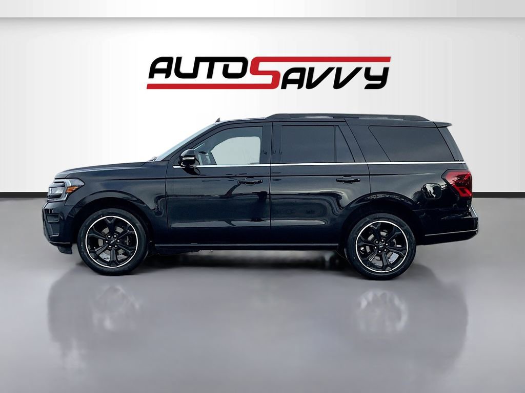 Used 2023 Ford Expedition Limited image 4