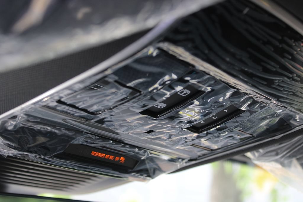 New 2026 Land Rover Range Rover Sport Dynamic SE AWD/4WD image 23