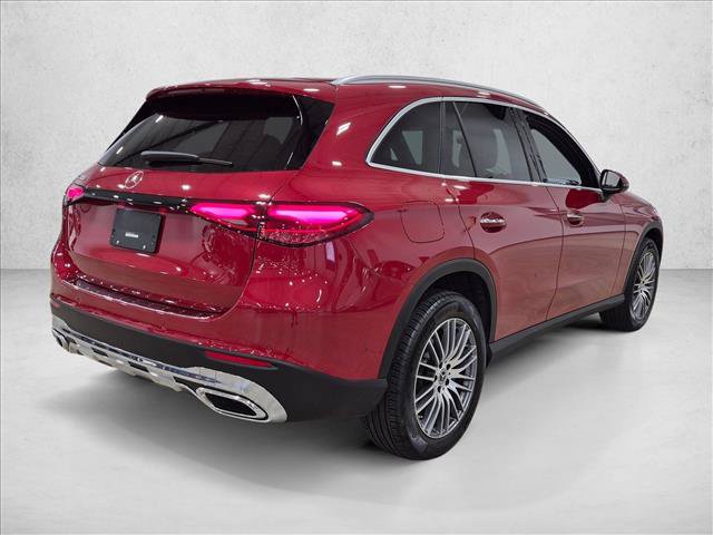 Used 2026 Mercedes-Benz GLC 300 image 5