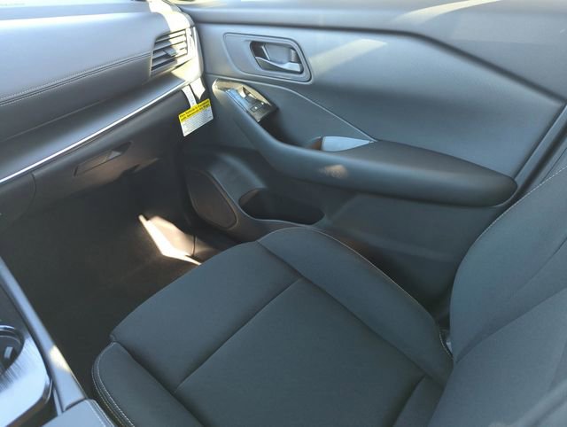 New 2026 Nissan Rogue S image 21