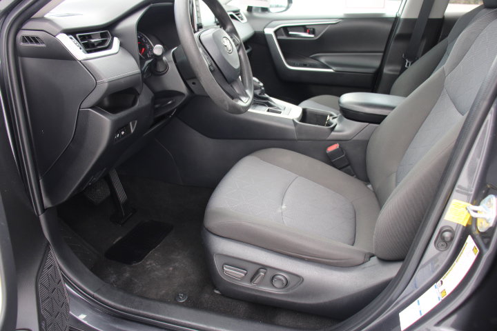 Certified 2022 Toyota RAV4 XLE image 11