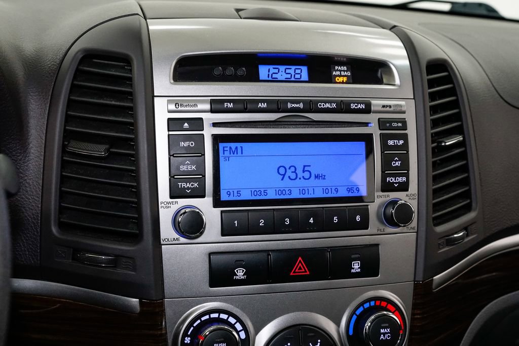 Used 2011 Hyundai Santa Fe GLS image 13