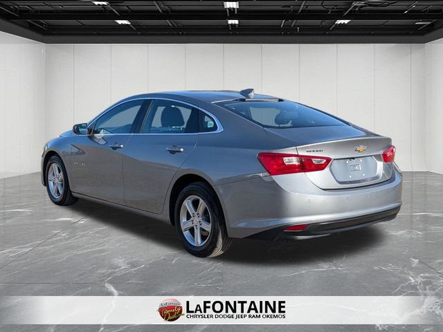 Used 2024 Chevrolet Malibu LT image 3
