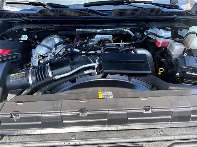 Used 2024 Chevrolet Silverado 2500 High Country w/ Technology Package AWD/4WD image 11