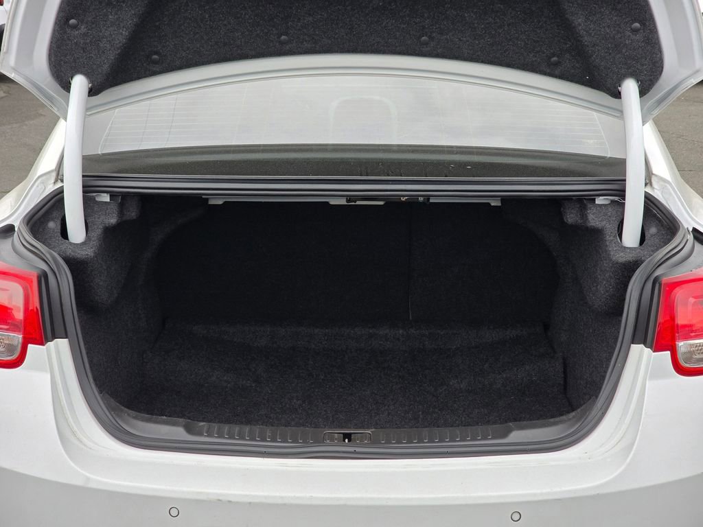 Used 2016 Chevrolet Malibu LS image 16