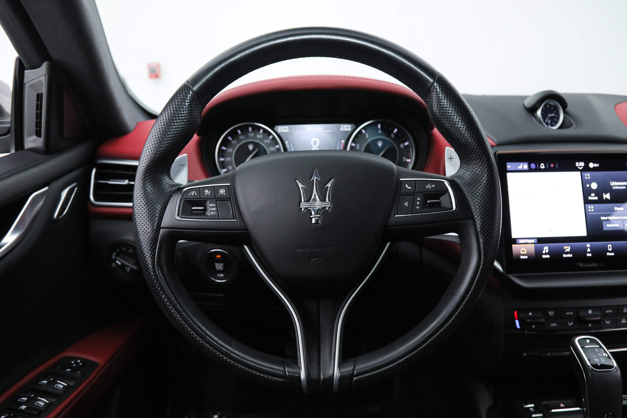 Certified 2023 Maserati Ghibli Modena RWD image 16