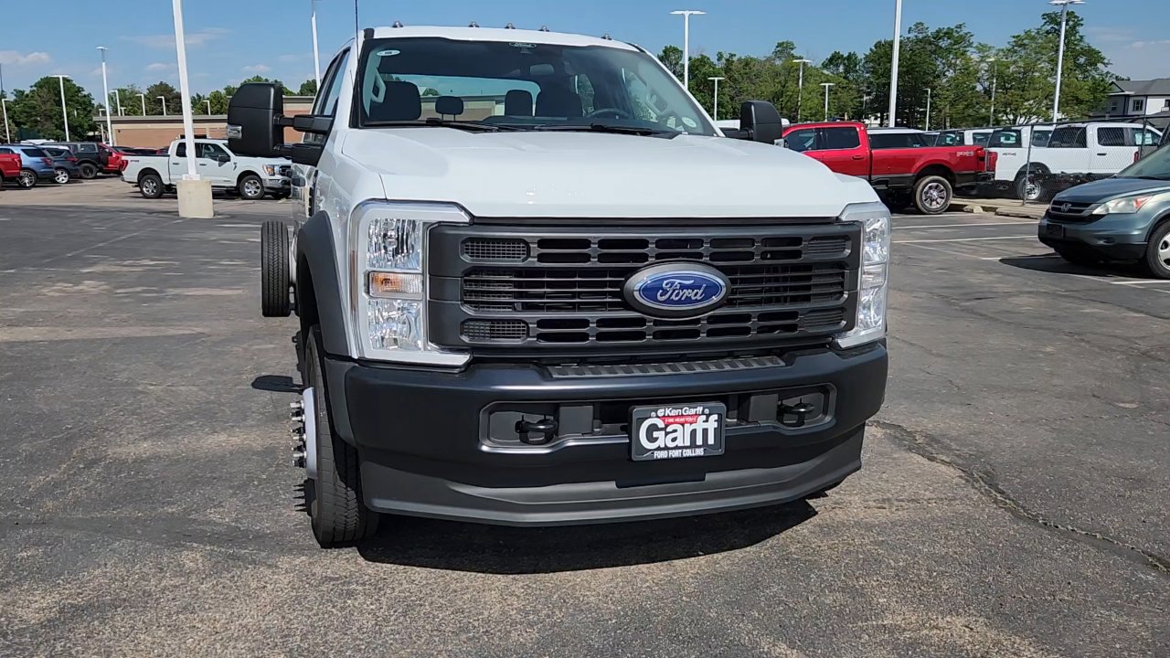 New 2025 Ford F550 4x4 Crew Cab image 18
