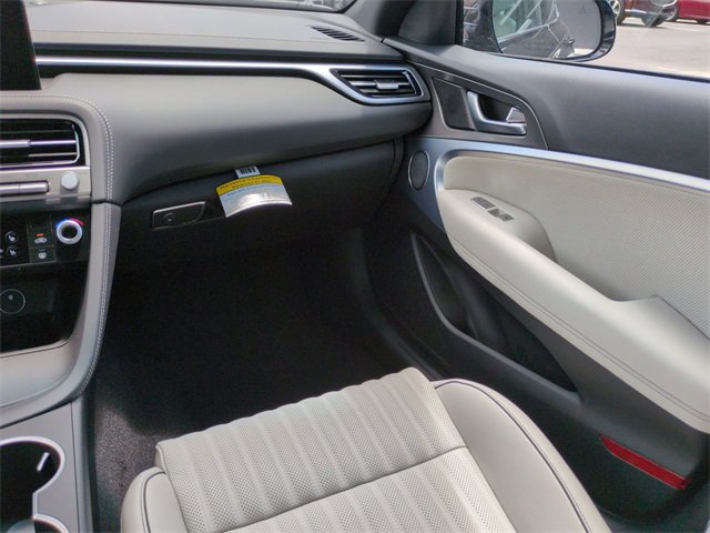 Certified 2025 Genesis G70 2.5T w/ Sport Prestige Package image 15