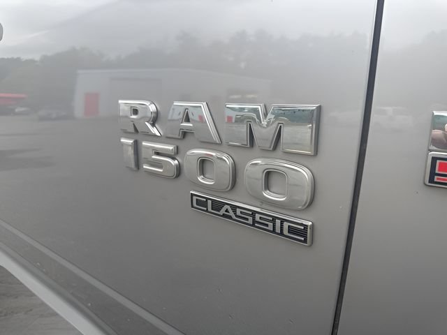 Used 2022 RAM 1500 Classic SLT w/ Trailer Tow Group AWD/4WD image 10
