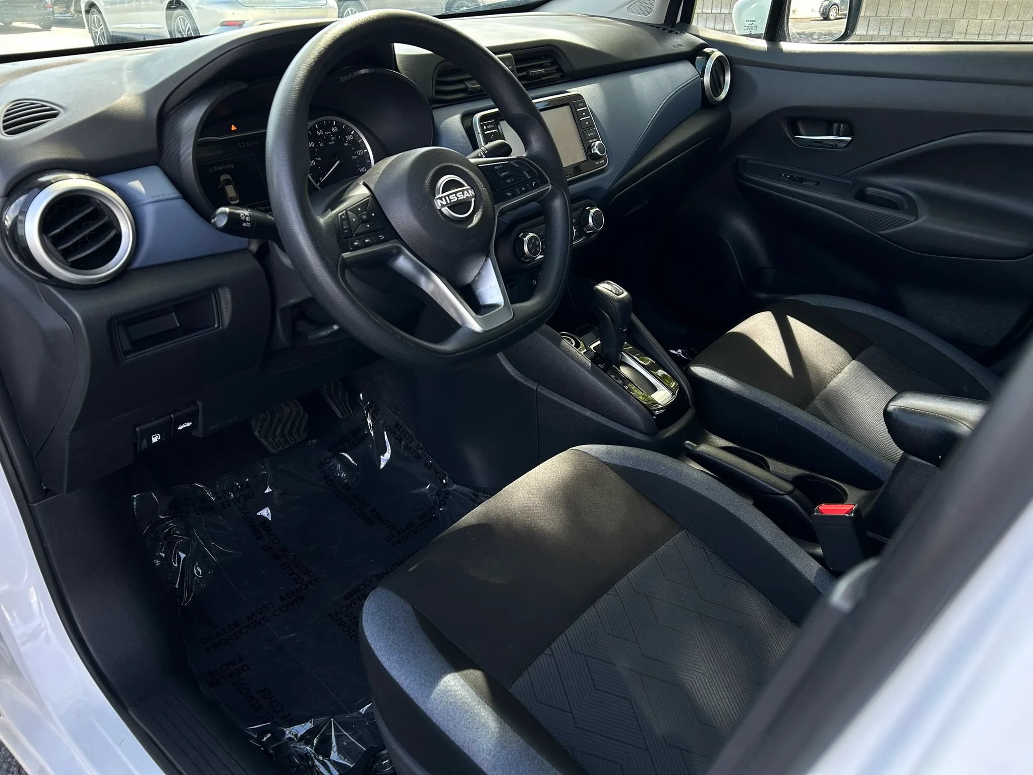 Used 2024 Nissan Versa SV w/ Trunk Package FWD image 8