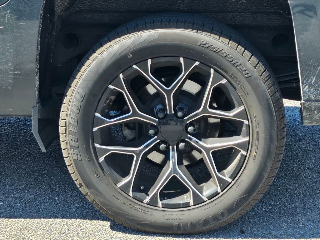 Used 2017 Chevrolet Silverado 1500 LT w/ All Star Edition RWD image 11
