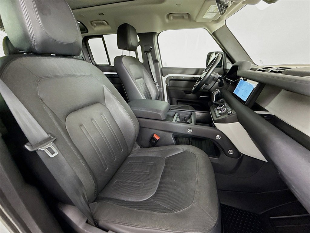 Certified 2020 Land Rover Defender 110 S image 23