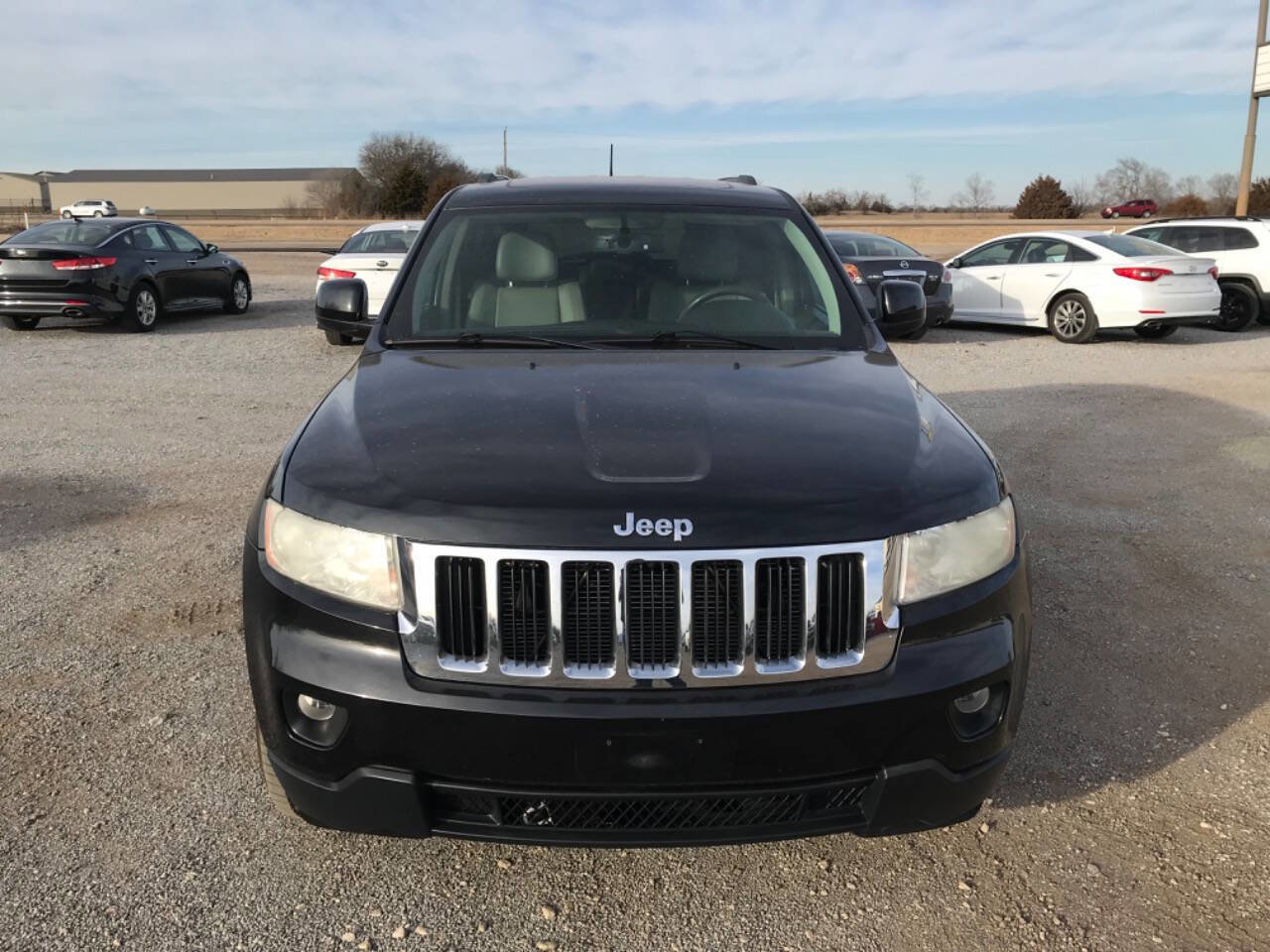 Used 2013 Jeep Grand Cherokee Laredo image 3