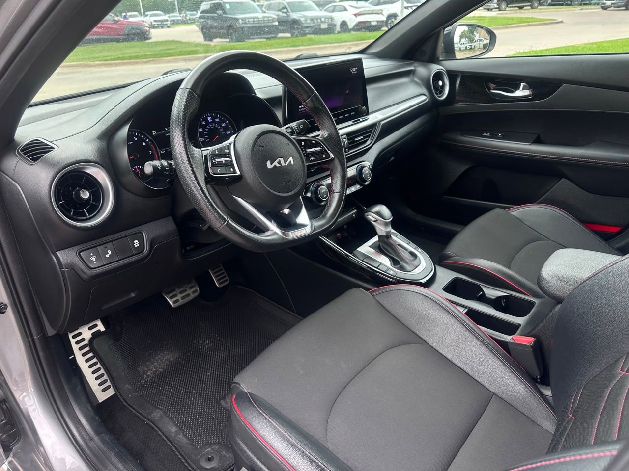 Used 2022 Kia Forte GT w/ GT Technology Package FWD image 19