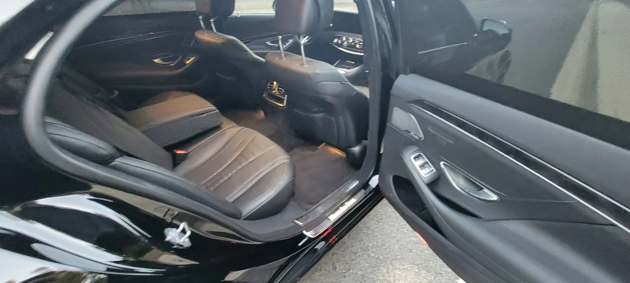 Used 2020 Mercedes-Benz S 560 Sedan image 40