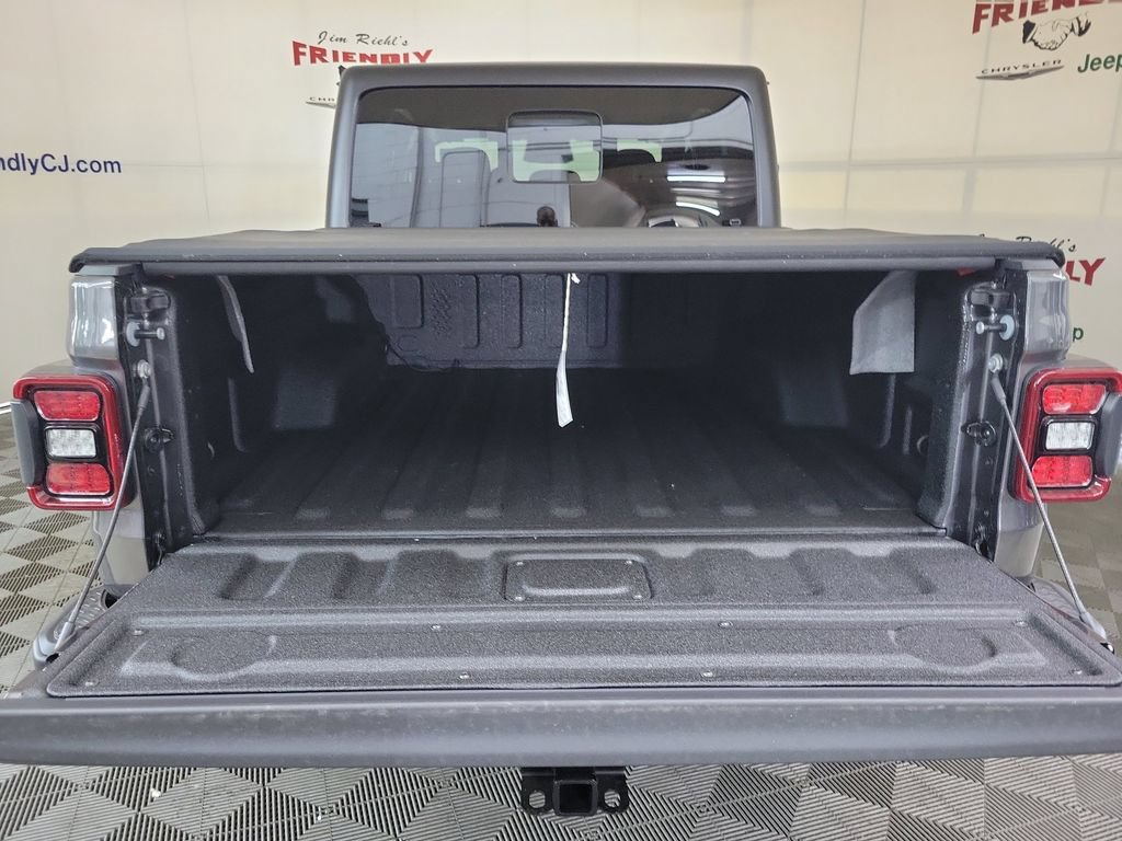 New 2026 Jeep Gladiator Sport AWD/4WD image 6