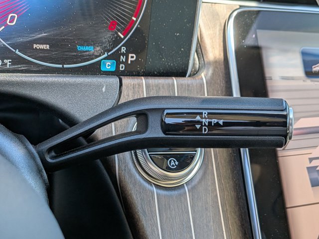 Used 2025 Mercedes-Benz E 350 Sedan image 11