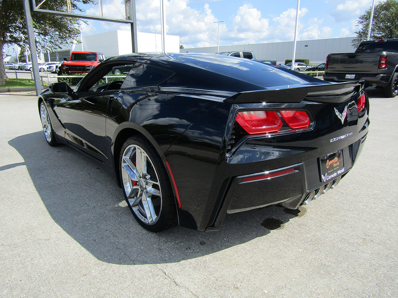 Used 2017 Chevrolet Corvette Stingray Coupe w/ 3LT Preferred Equipment Group RWD image 7