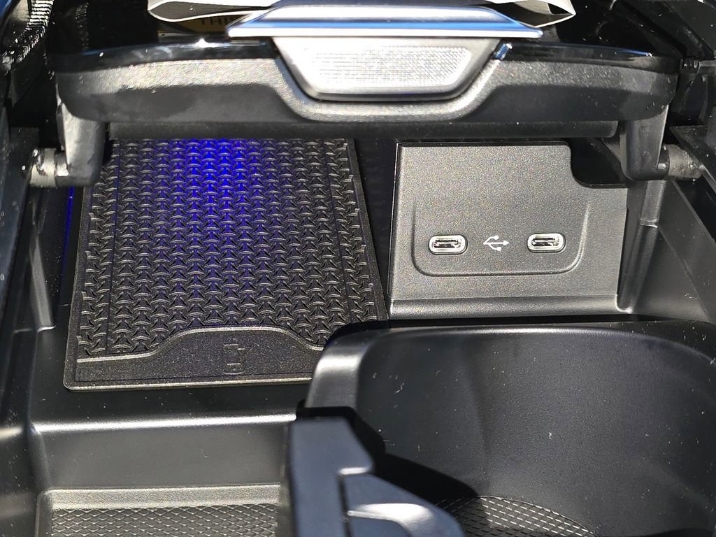 New 2026 Mercedes-Benz CLE 450 4MATIC Coupe image 5