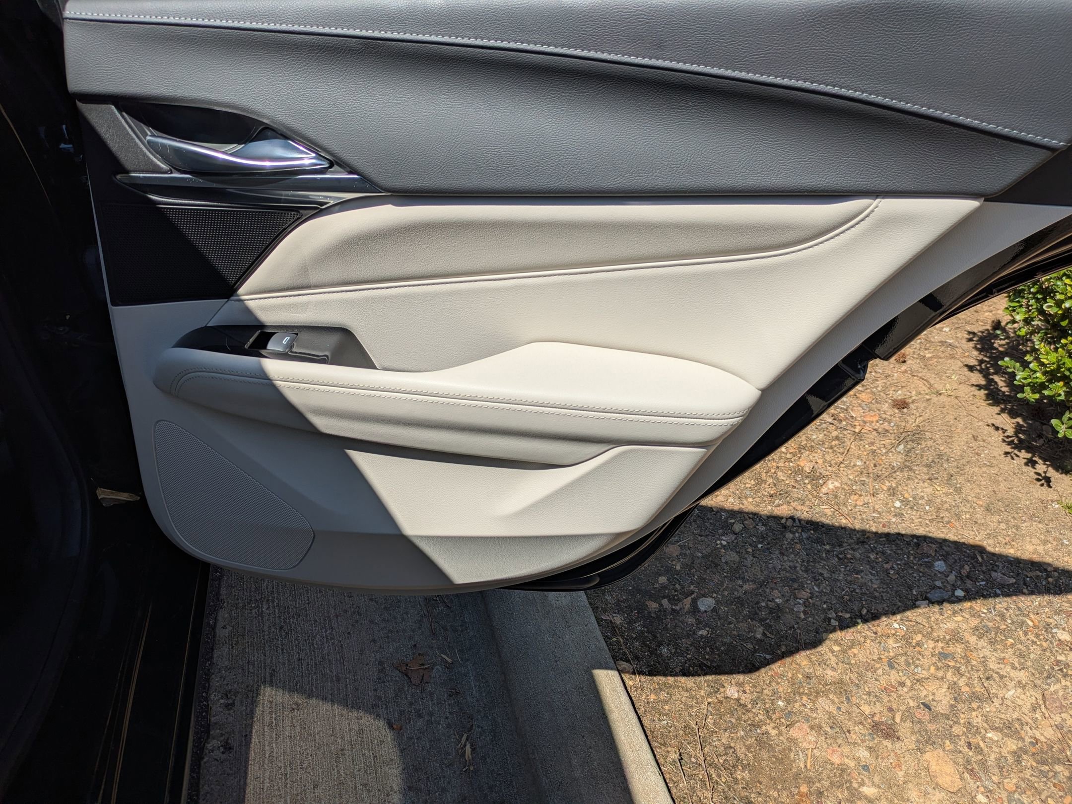 Used 2023 Cadillac CT4 Luxury w/ Sun And Sound Package image 33