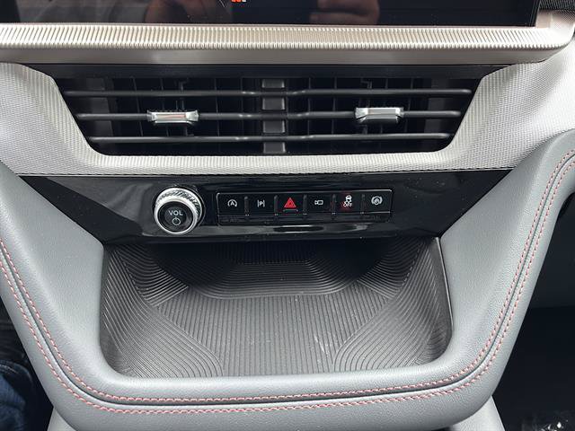 New 2026 Ford Explorer Active w/ Active Comfort Package AWD/4WD image 23