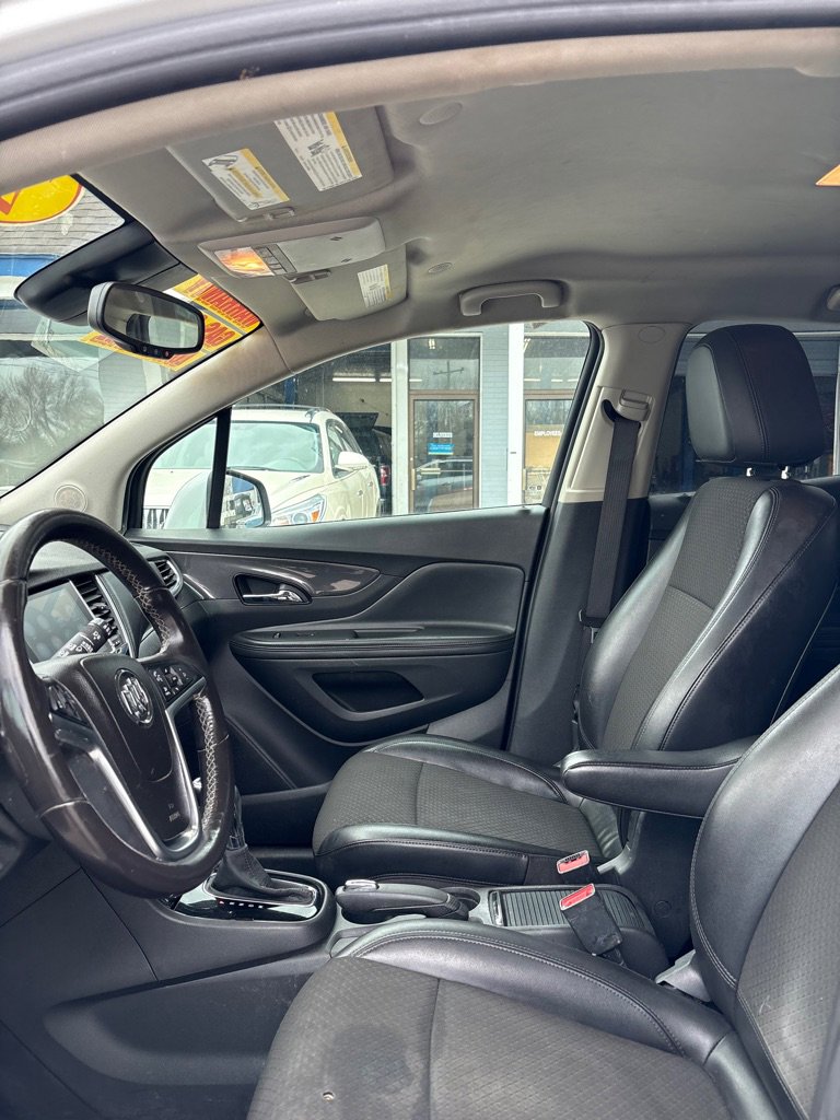 Used 2019 Buick Encore Preferred image 9