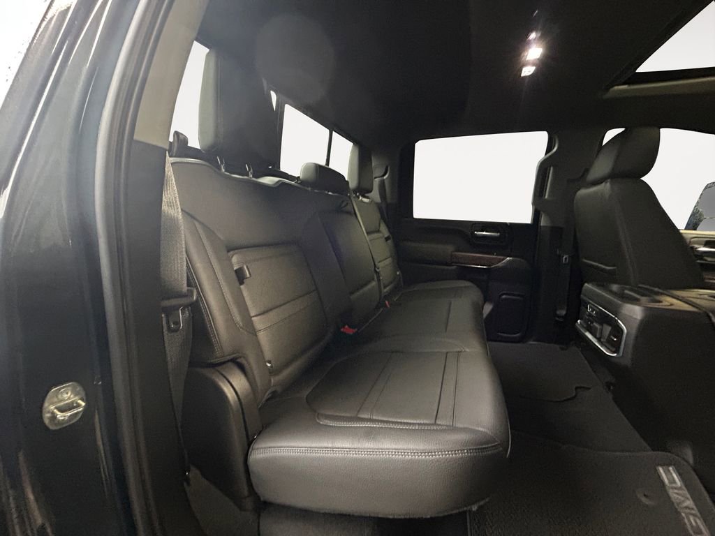 Used 2020 GMC Sierra 2500 Denali w/ Denali Ultimate Package image 11