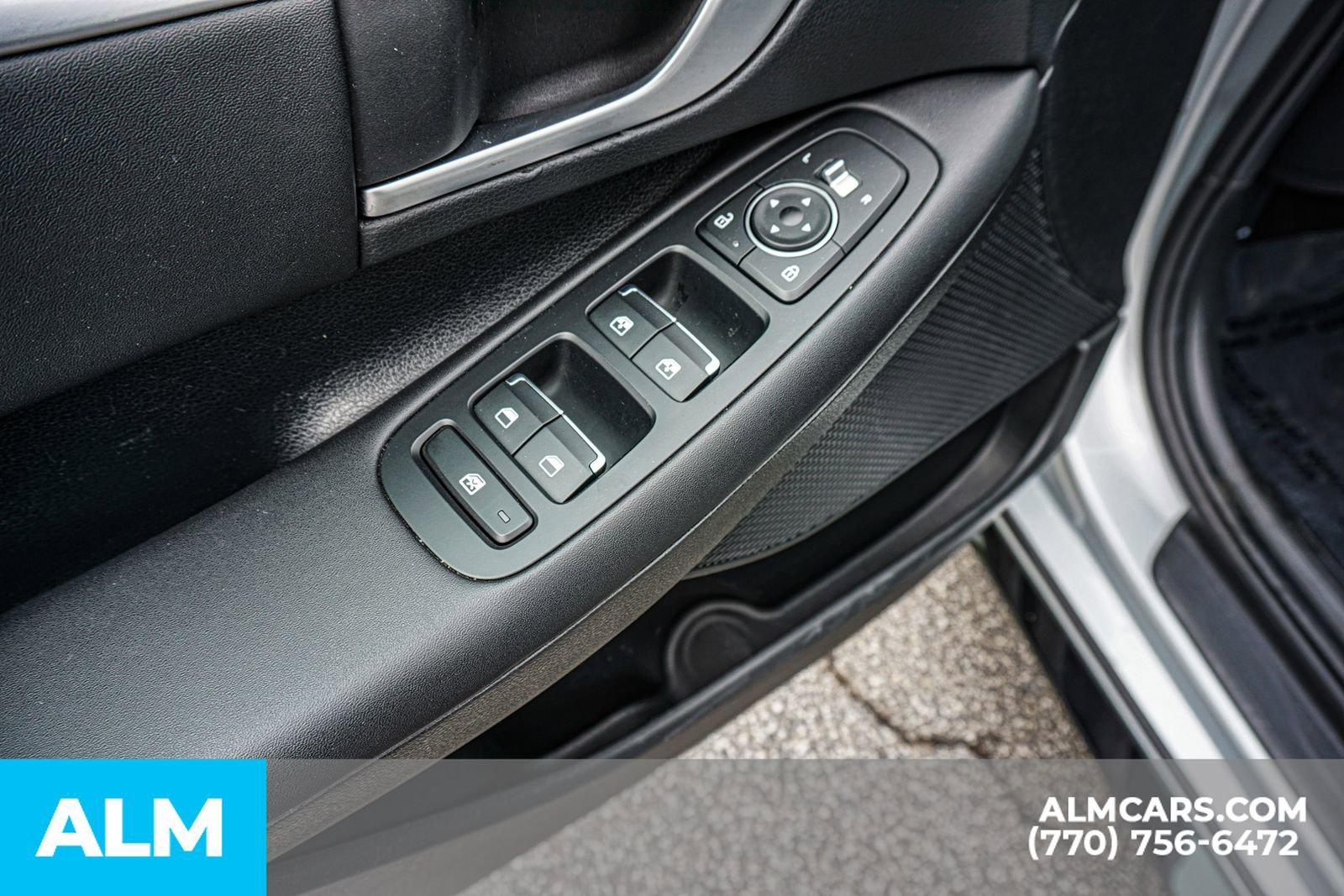 Used 2025 Hyundai Sonata SEL FWD image 52