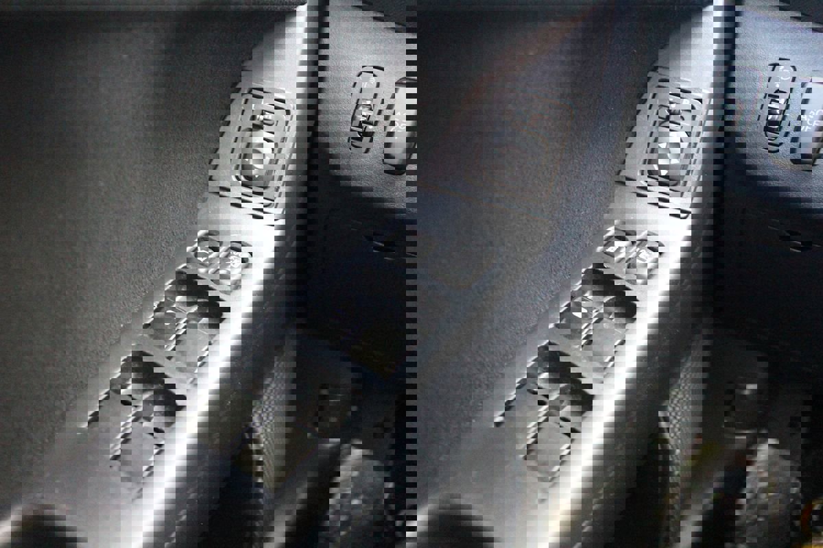 Used 2008 Mitsubishi Lancer Evolution GSR image 11