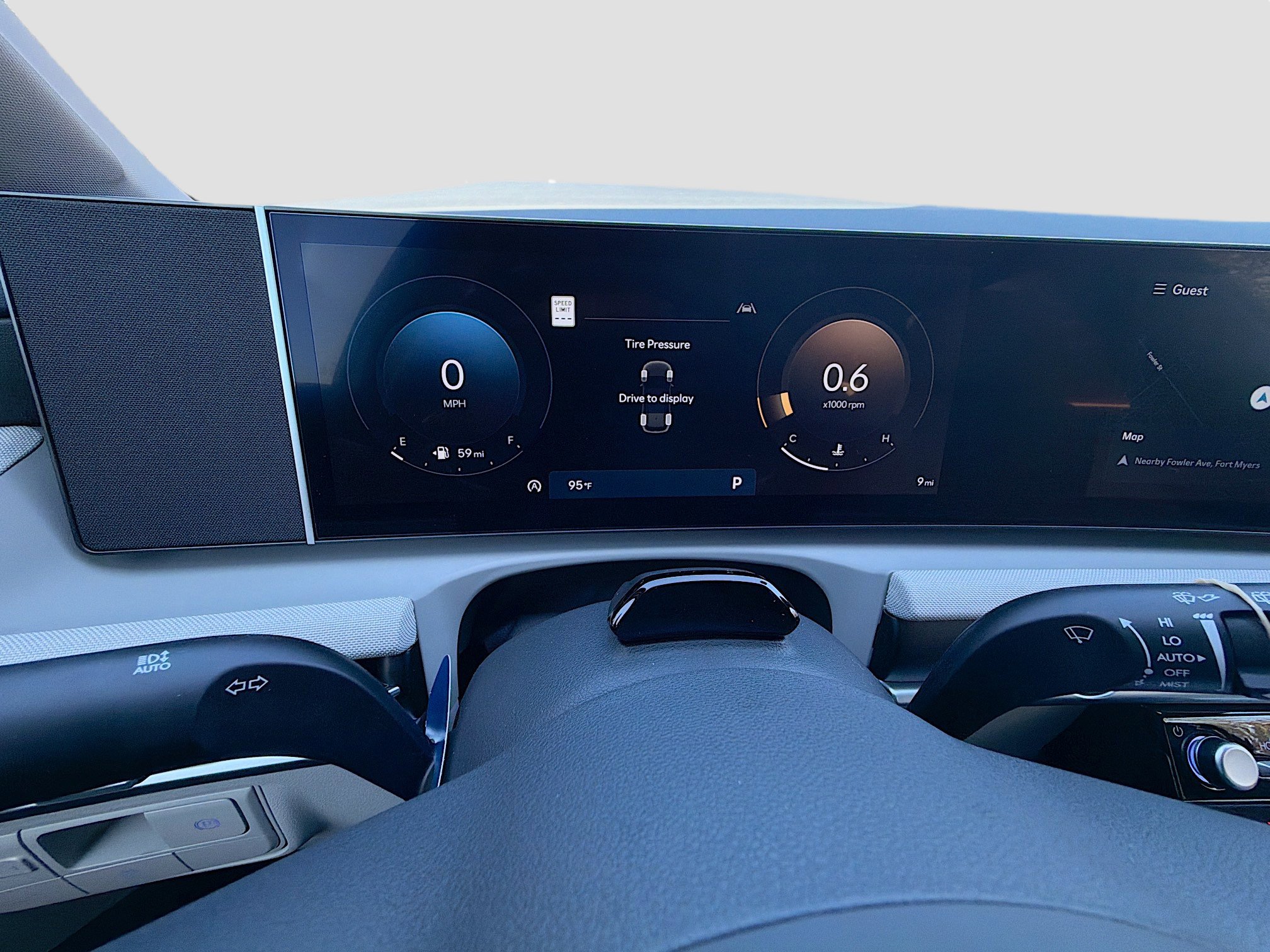 New 2026 Hyundai Tucson Limited image 40