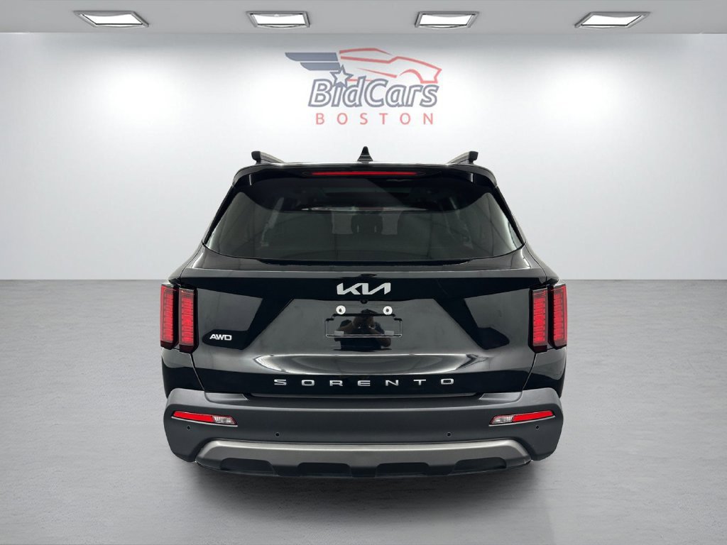 Used 2022 Kia Sorento S w/ Panoramic Sunroof Package AWD/4WD image 5