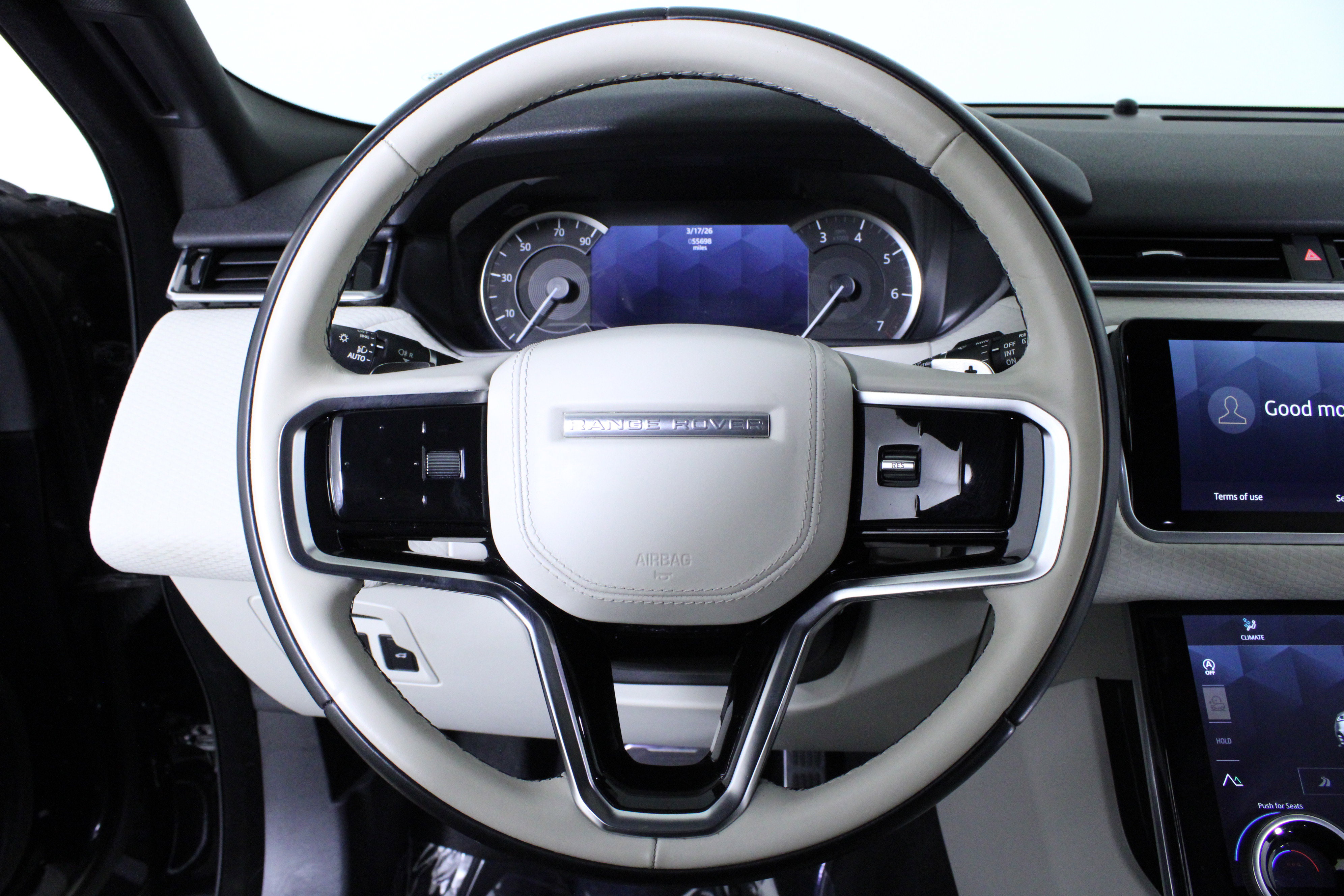 Used 2023 Land Rover Range Rover Velar R-Dynamic S image 22