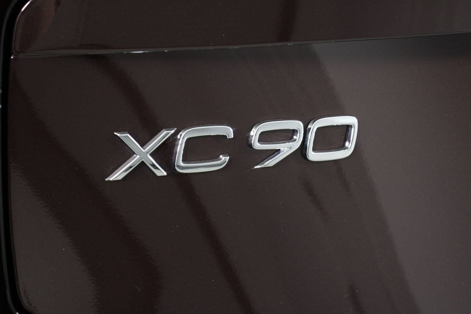 Certified 2026 Volvo XC90 B5 Plus w/ Protection Package AWD/4WD image 19