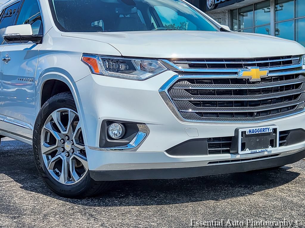 Certified 2019 Chevrolet Traverse Premier FWD image 2