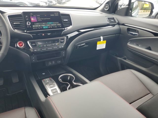 New 2026 Honda Ridgeline Black Edition image 11