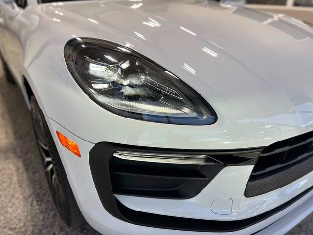 Used 2023 Porsche Macan Base image 50
