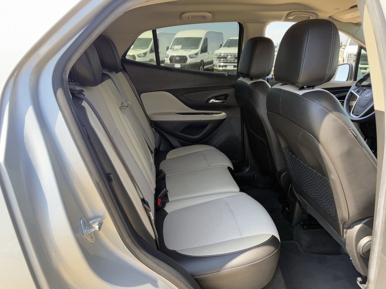 Used 2021 Buick Encore Preferred w/ Safety Package image 27