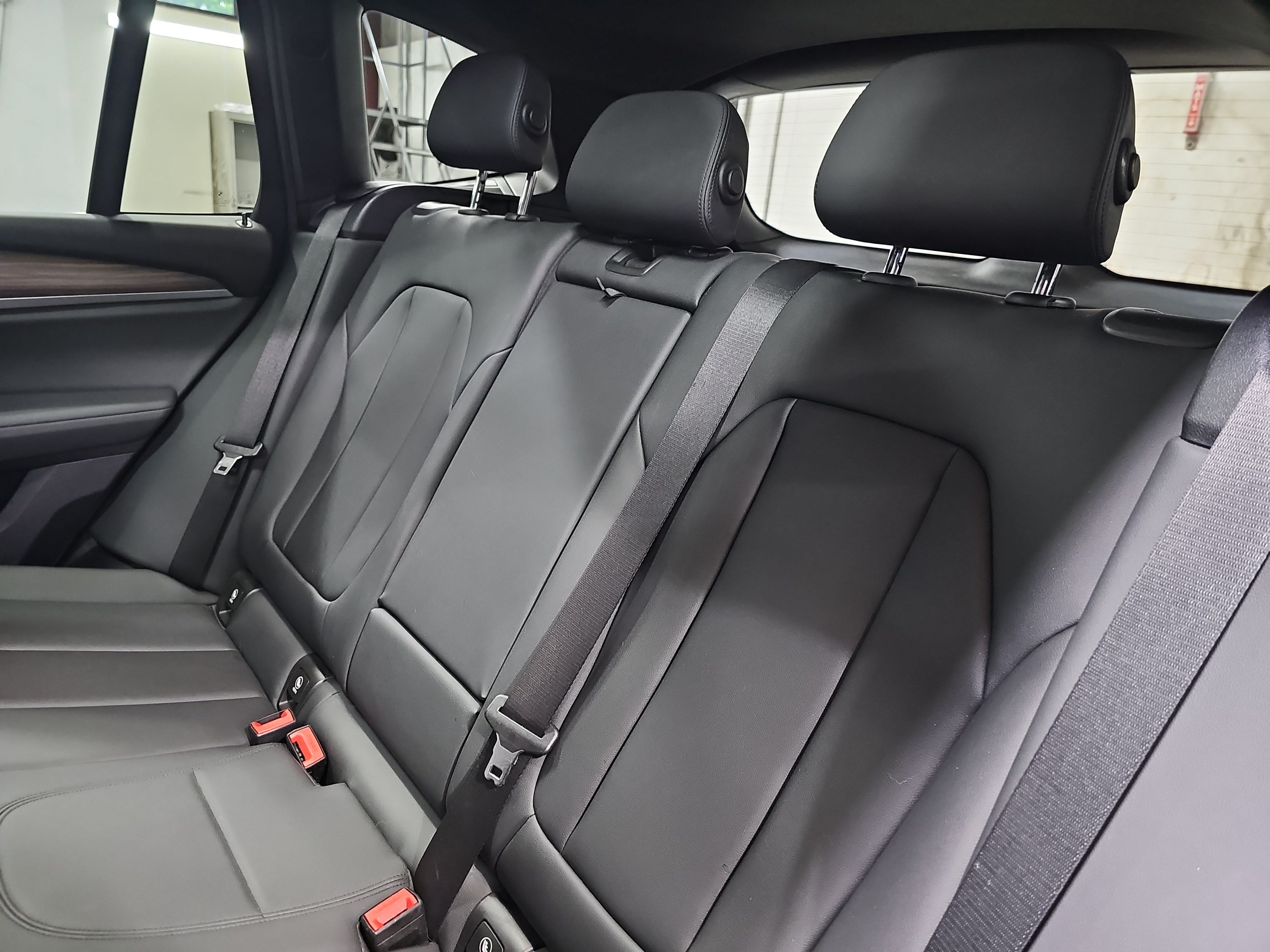Used 2019 BMW X3 xDrive30i w/ Premium Package AWD/4WD image 14
