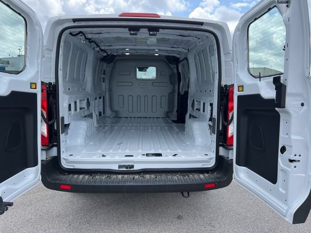 New 2023 Ford Transit 150 Low Roof RWD image 24