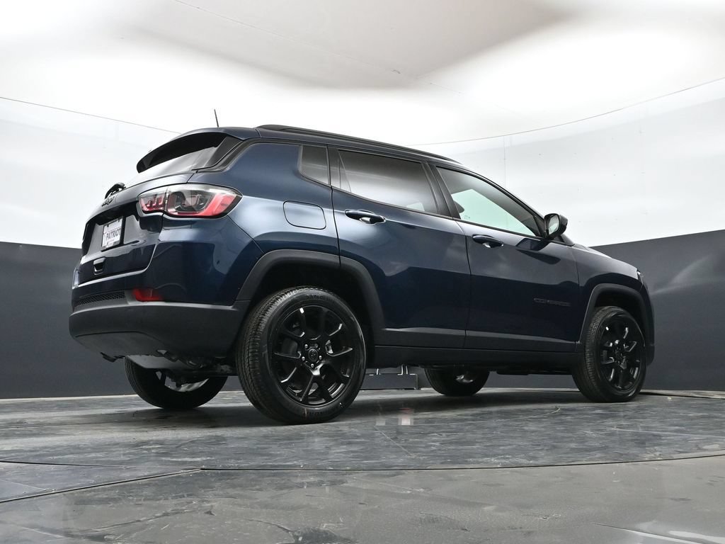 New 2026 Jeep Compass Latitude AWD/4WD image 43