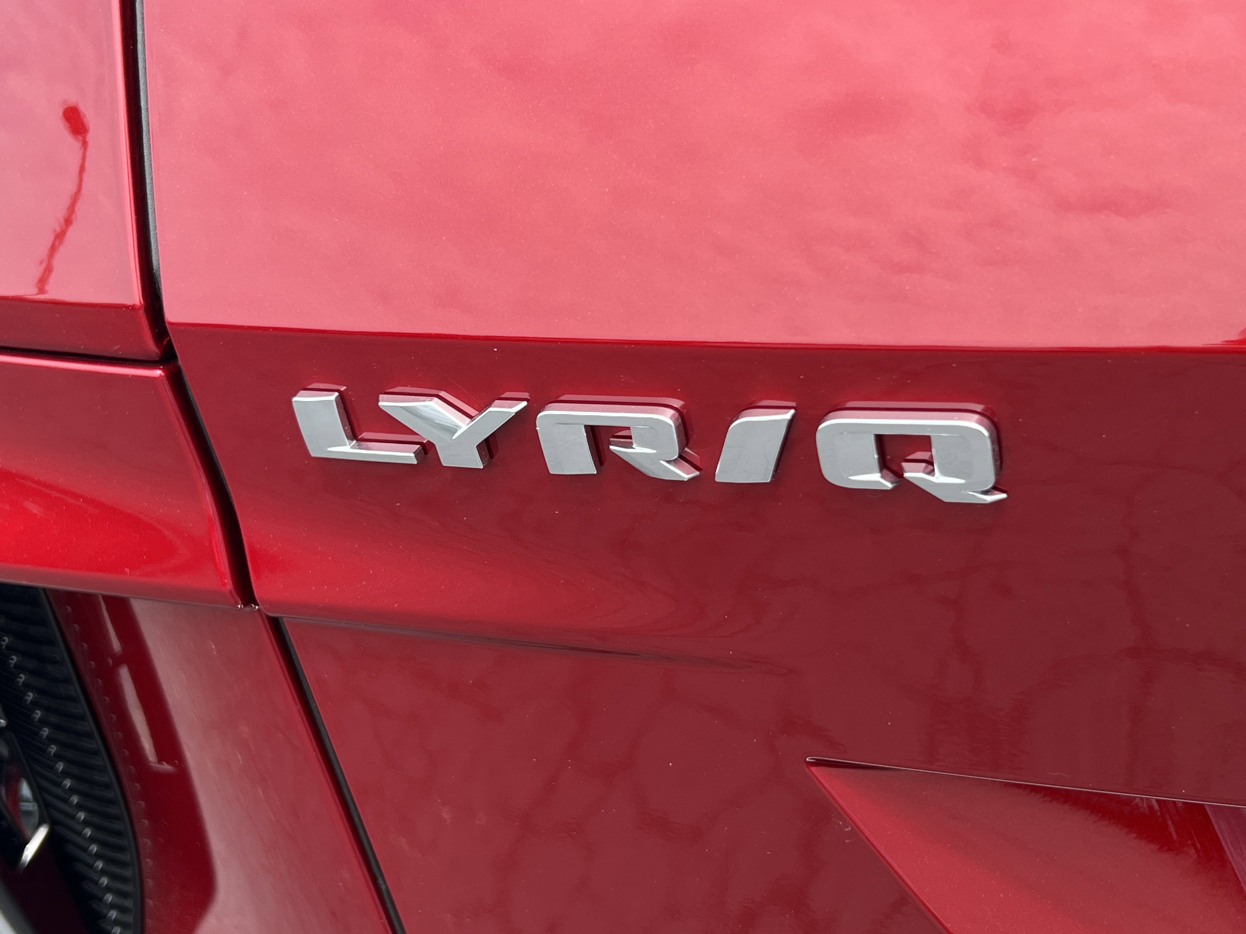 New 2025 Cadillac Lyriq Luxury image 9