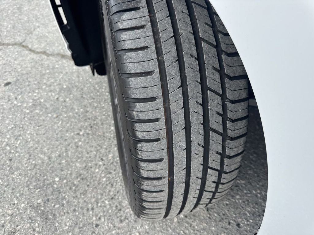 Used 2023 Hyundai Kona SE image 31