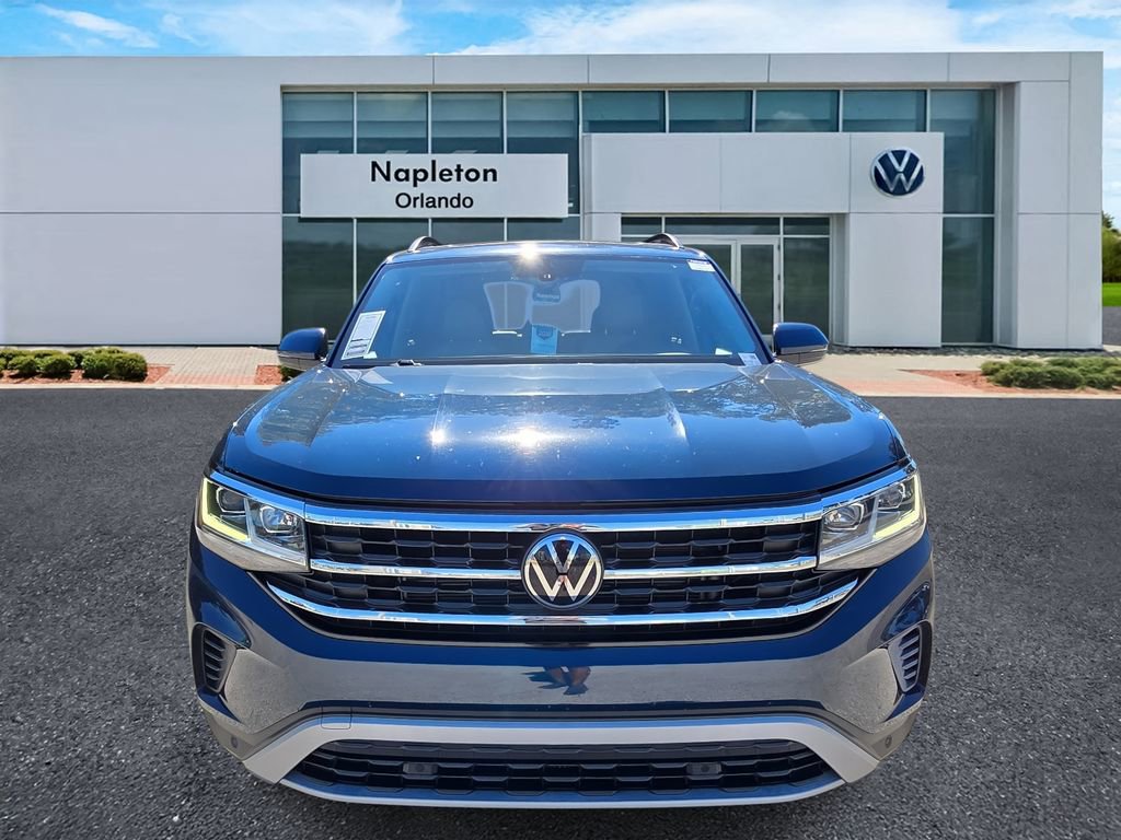 Used 2023 Volkswagen Atlas SE w/ Panoramic Sunroof Package image 2