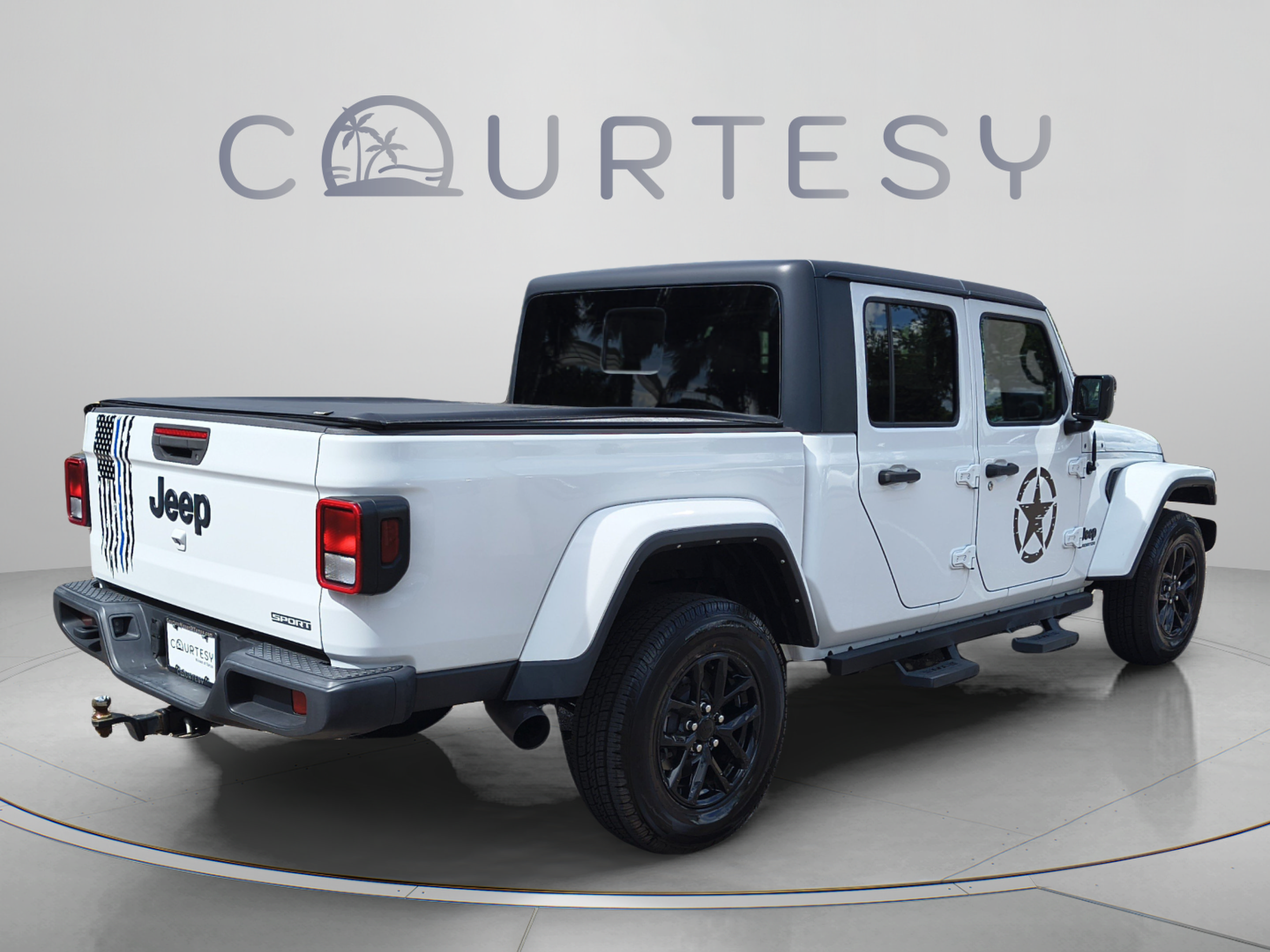 Used 2021 Jeep Gladiator Sport AWD/4WD image 7