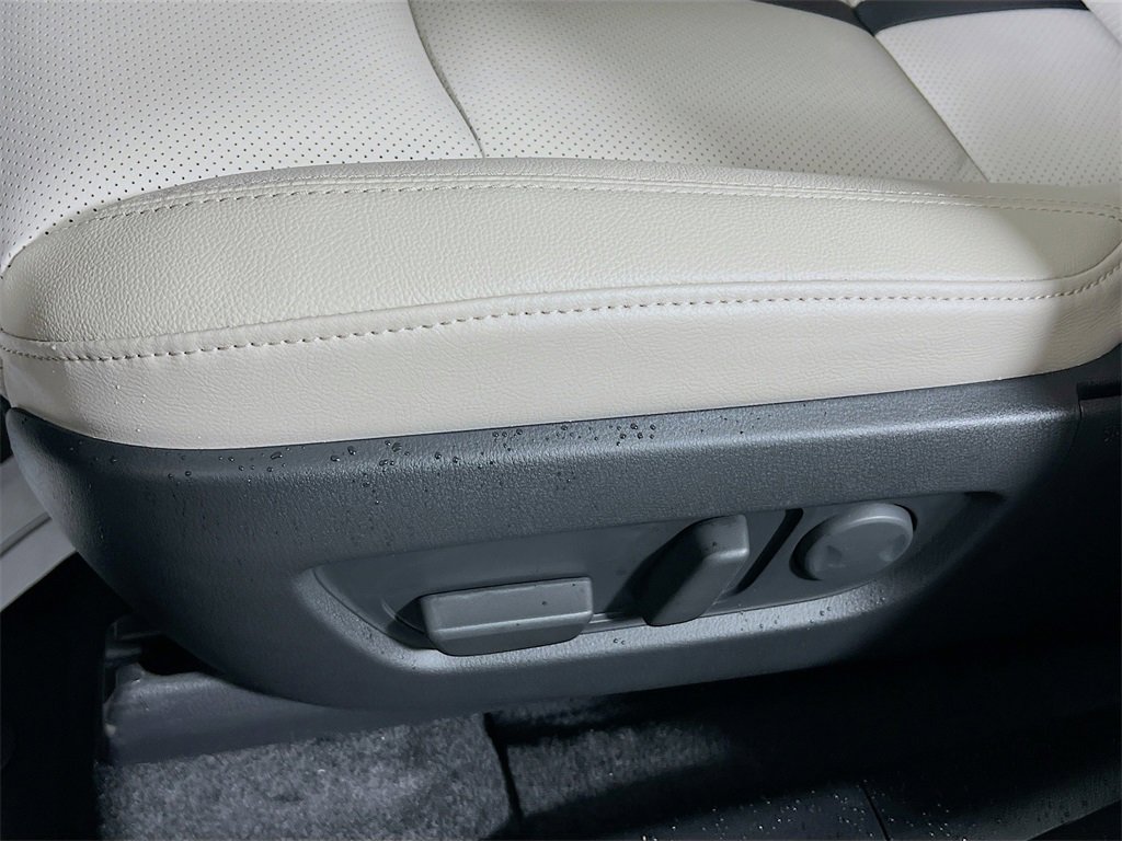 New 2026 MAZDA CX-90 Plug-In Hybrid w/ Preferred image 15