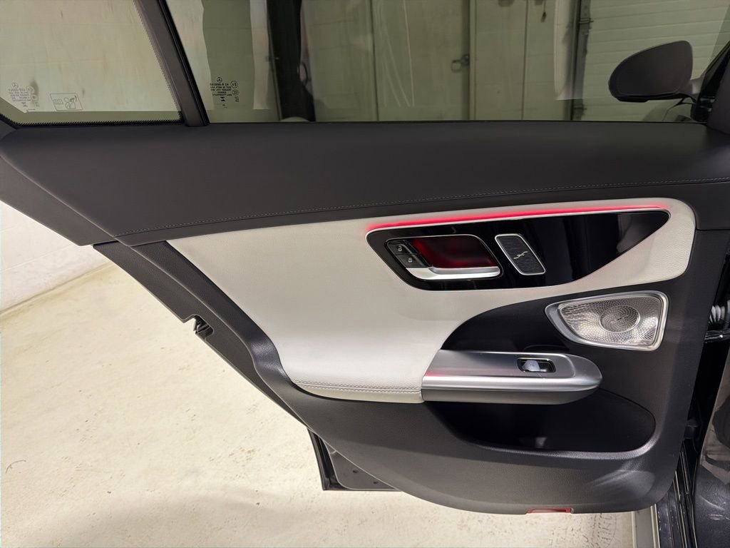 Used 2024 Mercedes-Benz C 300 4MATIC Sedan image 33